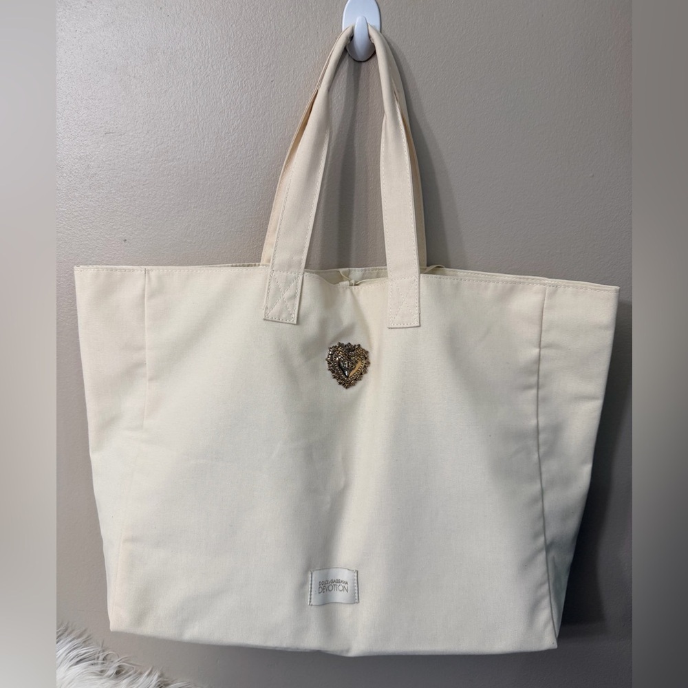 Dolce & Gabbana Cream Tote Bag with Lion Emblem: NWOT